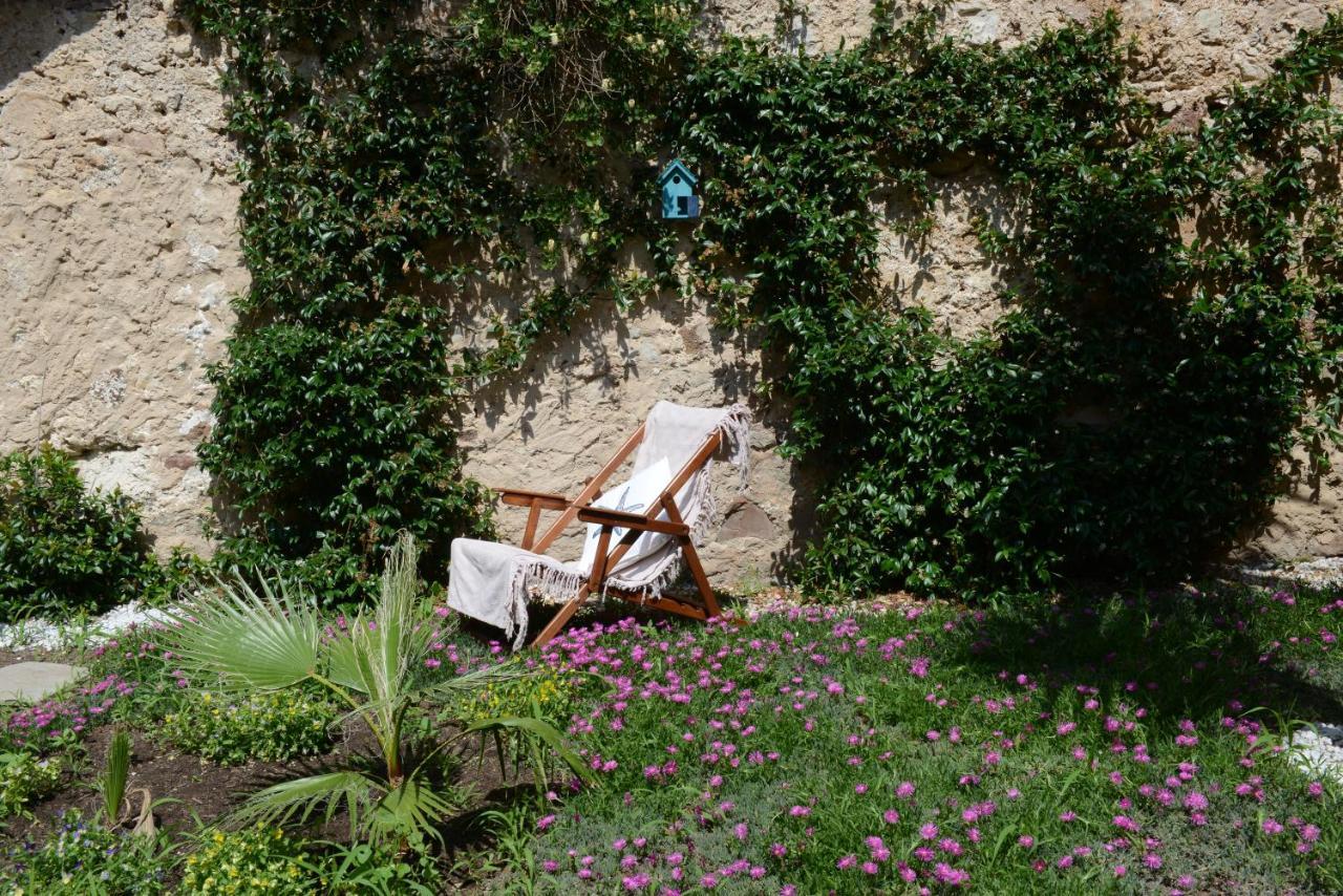 Old Town Secret Garden Apartment Alghero Exterior foto