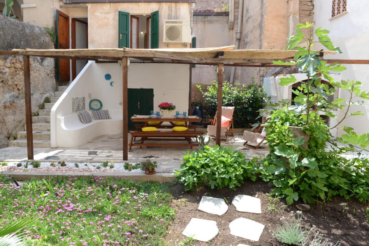 Old Town Secret Garden Apartment Alghero Exterior foto